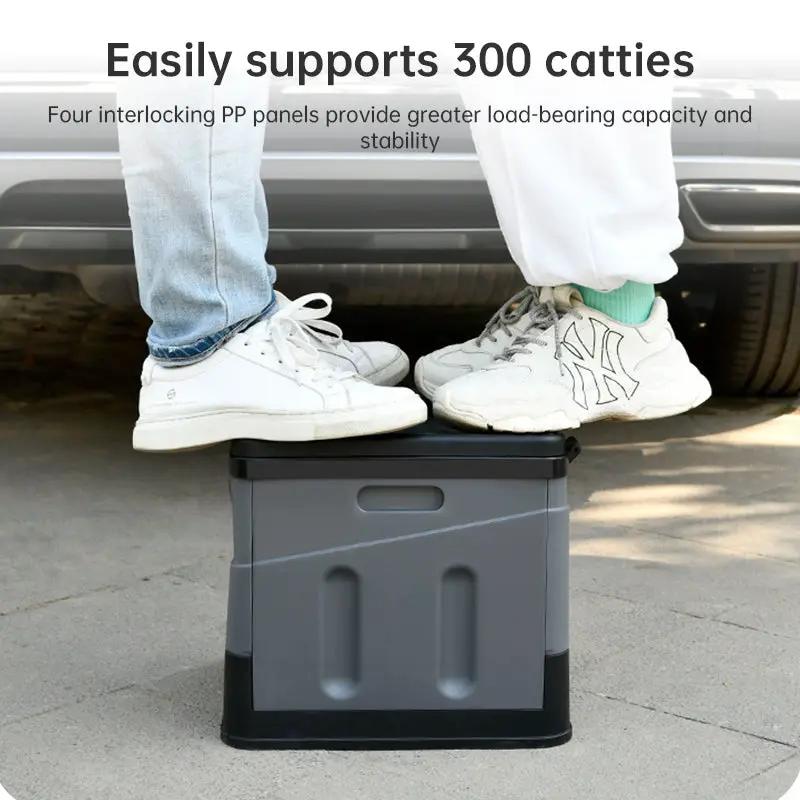 Portable folding camping toilet: adult/child use, self-contained, with lid and seat. by eprolo