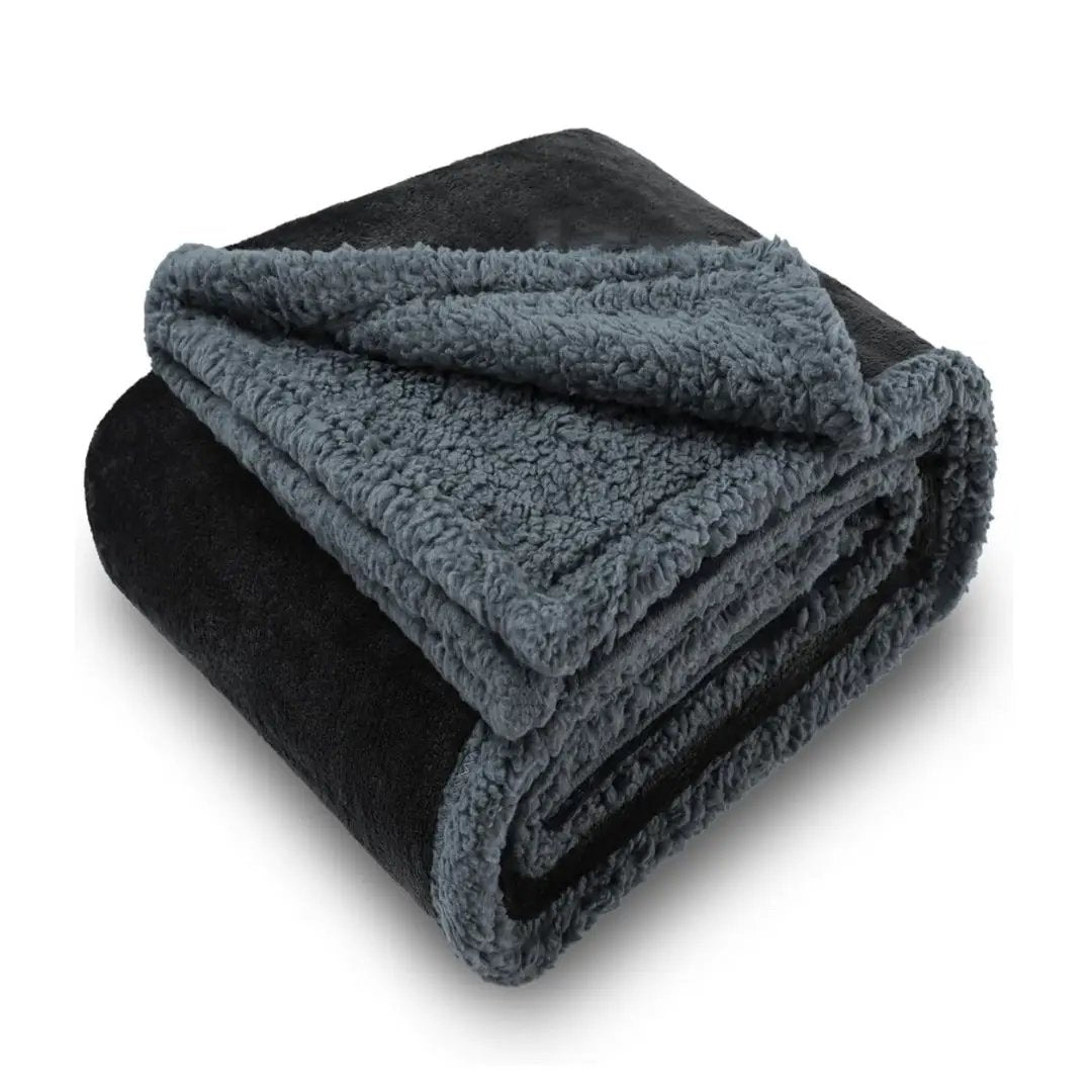 Pet waterproof blanket flannel comfortable cotton fleece Sherpa thick pet blanket by eprolo